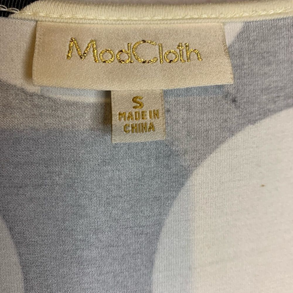 ModCloth Dress - Picture 2 of 3